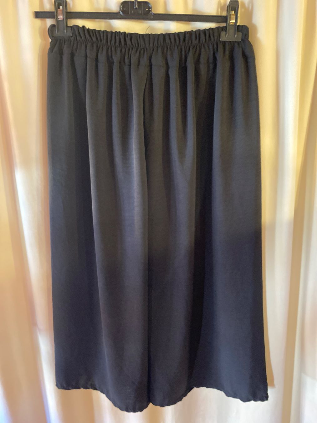 Pantaloni: SOMMER HOSE- DAMEN-SCHWARZ – Nuovo e nell'imballaggio originale da Meienried venduto da ManuelaBoutique 3
