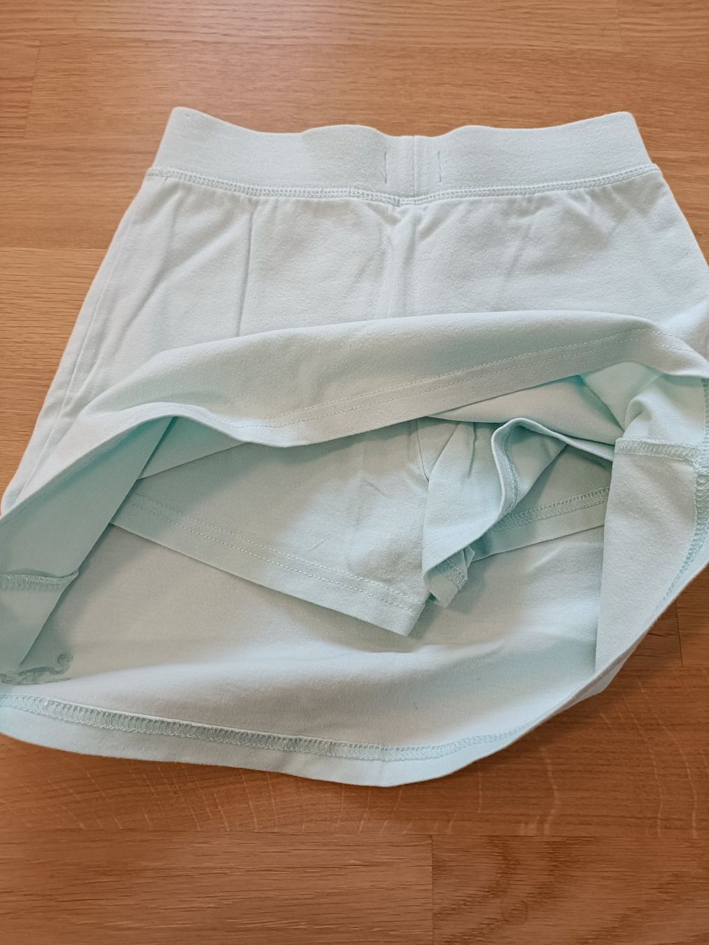 Vestiti & Gonne: Rock mit Innenhose Mädchen 128 – Usato da Stans venduto da chrimich 2