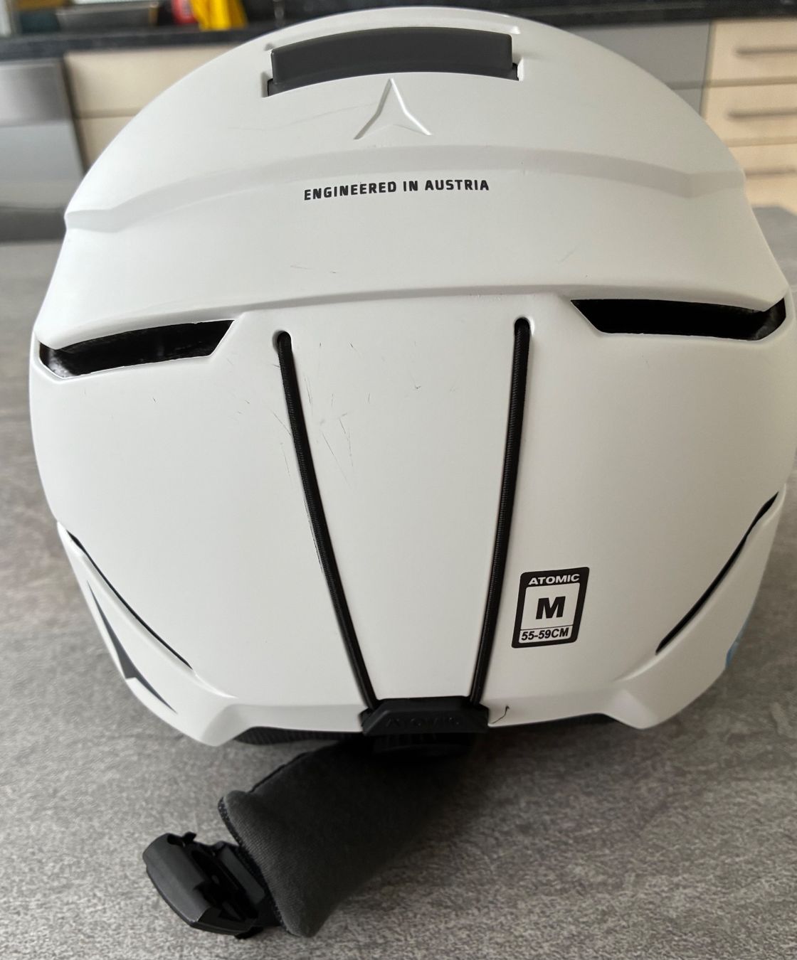 Helme: Atomic Visierhelm weiss Grösse M 55-59 cm – Neu (gemäss Beschreibung) aus Wiedlisbach von sausi1963 1