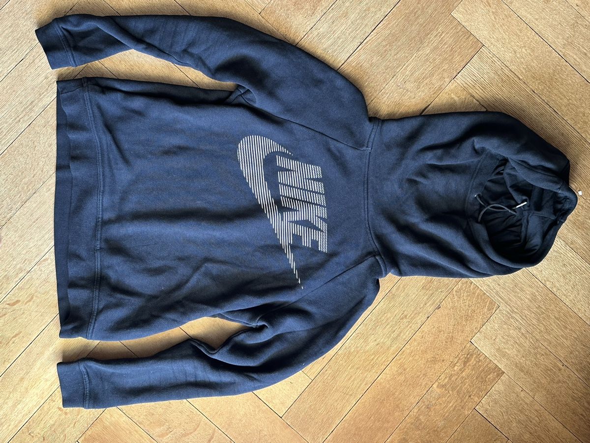 Nike Maglioni & Felpe: Hoodie, Kapuzenpulli von Nike Gr. XS – Usato da Allschwil venduto da Maetthe