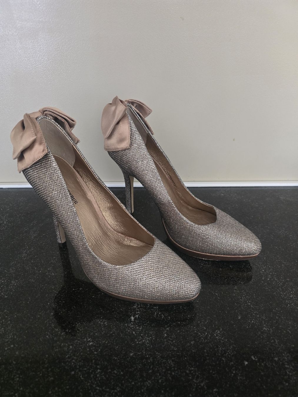 Scarpe da donna: Menbur Pumps - Top Zustand - Grösse 37 – Nuovo (secondo la descrizione) da Hägglingen venduto da Raff_Ella