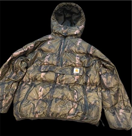 Carhartt camouflage puffer jacket
