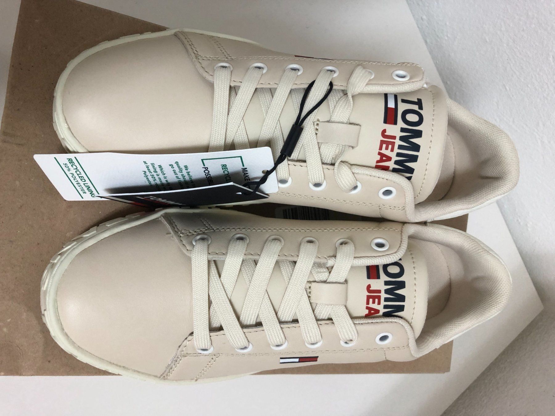 Tommy Hilfiger Scarpe da uomo: Neu Eingetroffen, Sneakers von Tommy Hilfiger – Nuovo (secondo la descrizione) da Gränichen venduto da inf_hm8t 1