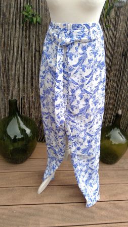 Pantalon avec ceinture MANGO, taille 42 (88cm), NEUF