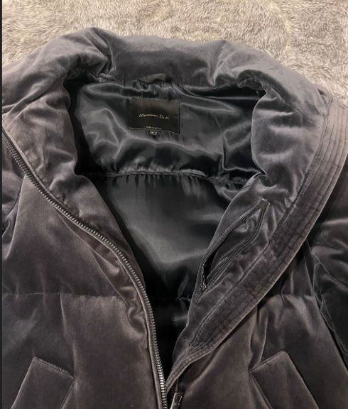 Massimo Dutti Giacche: Massimo Dutti Gefütterte Steppjacke aus Samt Gr. S Anthrazit – Usato da Zürich venduto da dil_mdn7 2