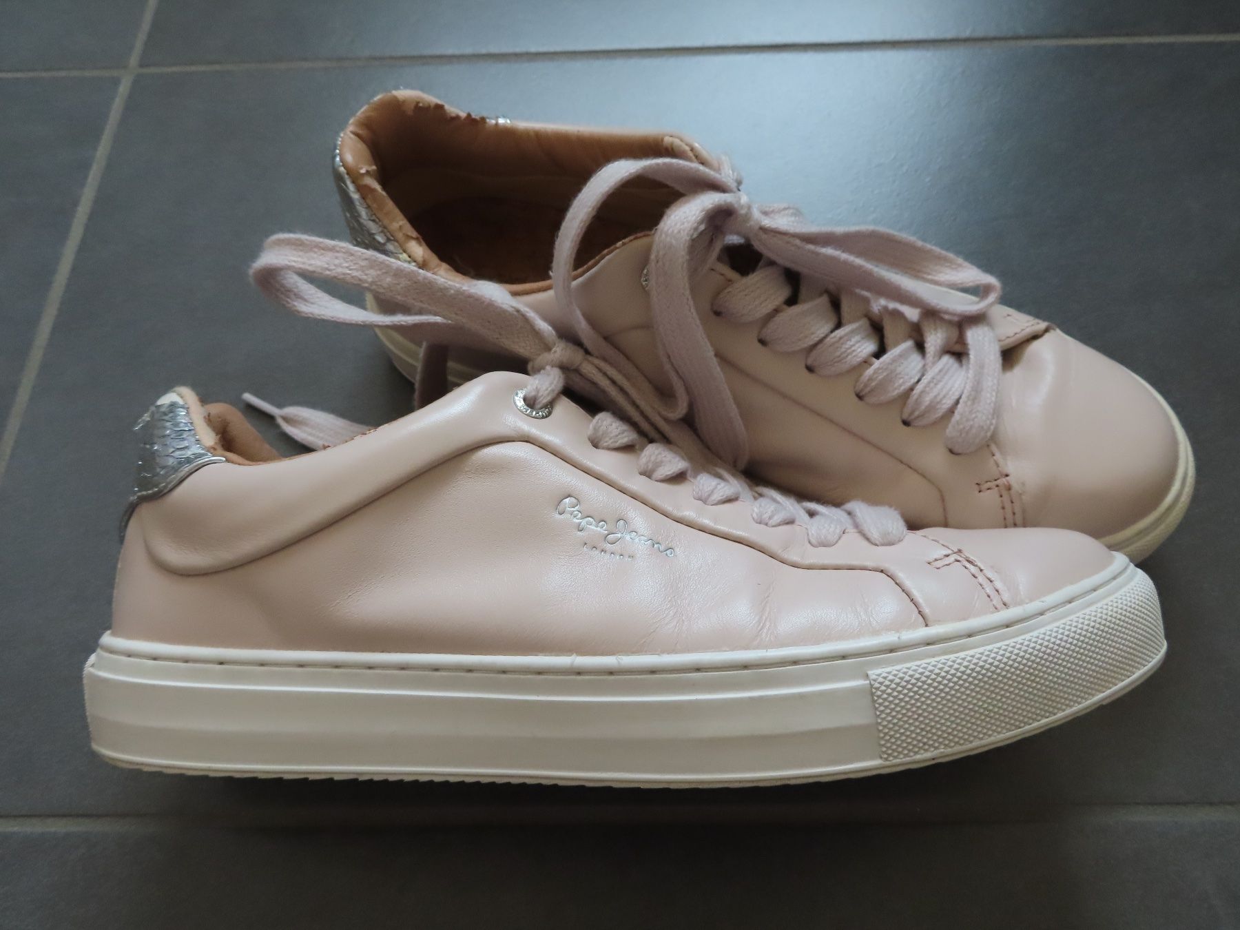 Pepe Jeans Scarpe da donna: PEPE Jeans schöne Leder-Sneaker Gr.38 – Usato da Wallenried venduto da Asyano 6