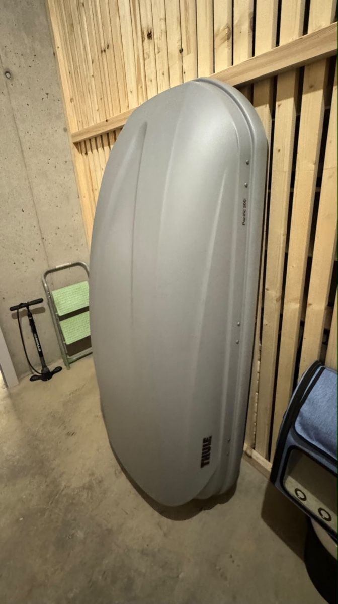 Thule Box da tetto: Dachbox Thule Pacific 200 silber guter Zustand – Usato da Billens venduto da oli_w6w2 2