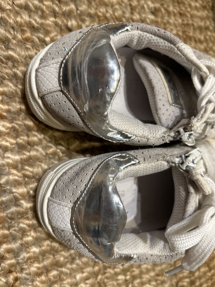 Scarpe per ragazze: Glitzerschuhe/Sneaker Gr.33 – Usato da Dottikon venduto da cimar 2