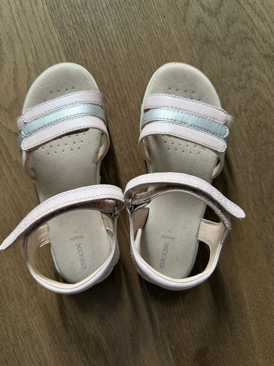 Geox Scarpe per ragazze: Geox Sandalen pink Grösse 31 – Usato da Obfelden venduto da RichardS. 1