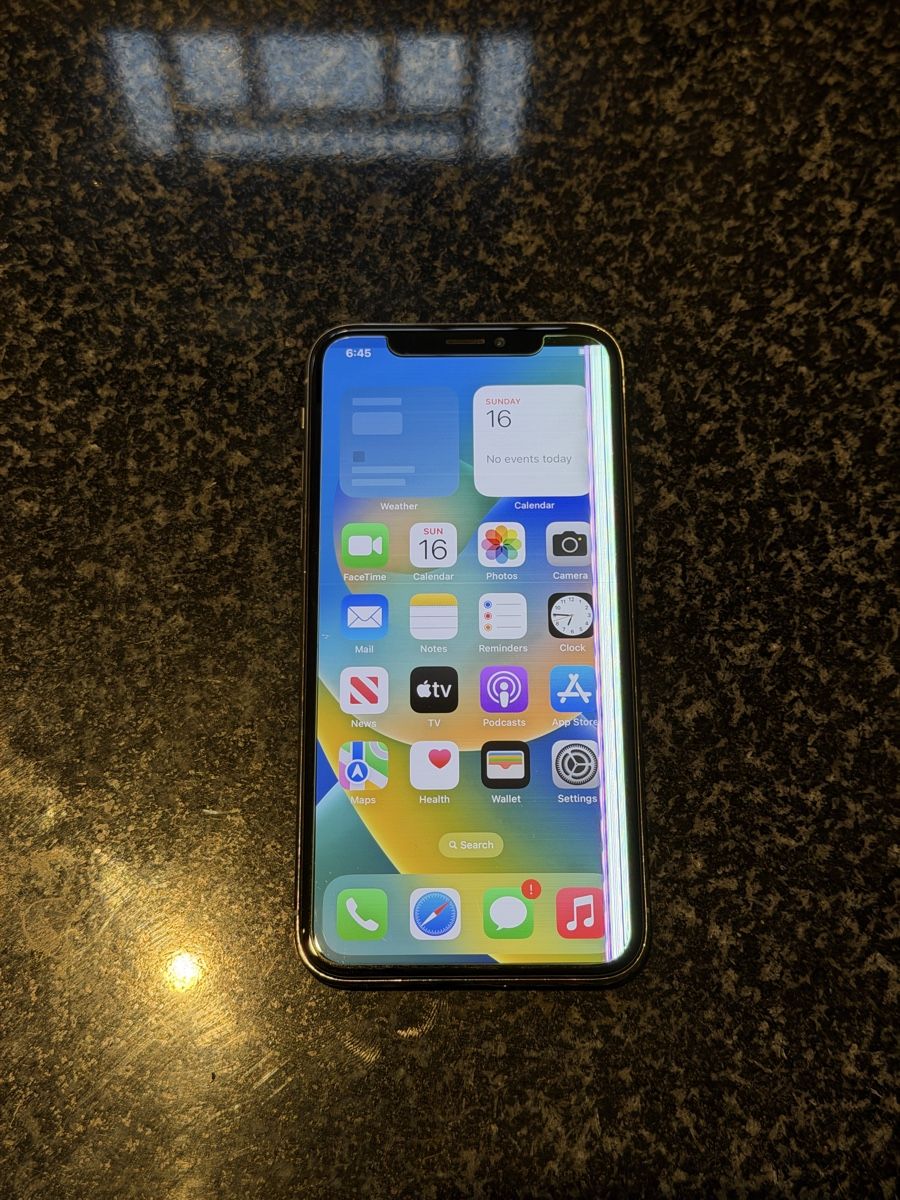 Apple Telefoni cellulari / Smartphones: iPhone X 64gb écran à remplacer – Usato da Lausanne venduto da Planet_Faisceaux 2