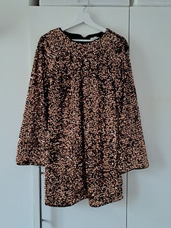 Paillettenkleid