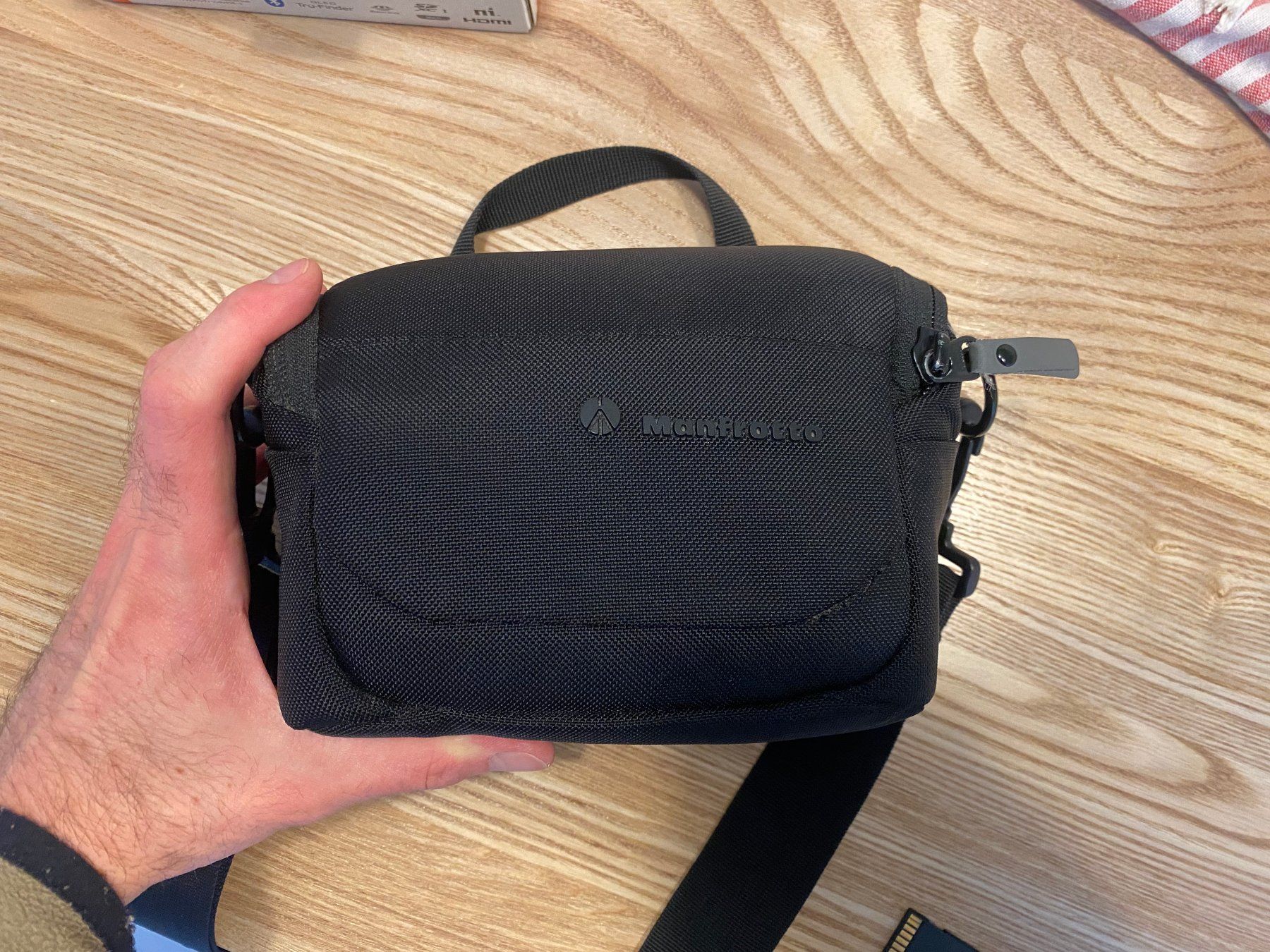 Sony Appareil photo: Sony a6100 kit – Neuf (Voir description) à Lausanne par luk_yw2r 8