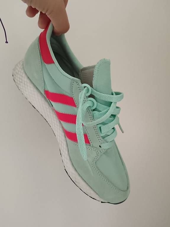 Scarpe da donna: Adidas Forest Grove Sneakers size 39.5 – Usato da Glattbrugg venduto da cam_wsk9 1