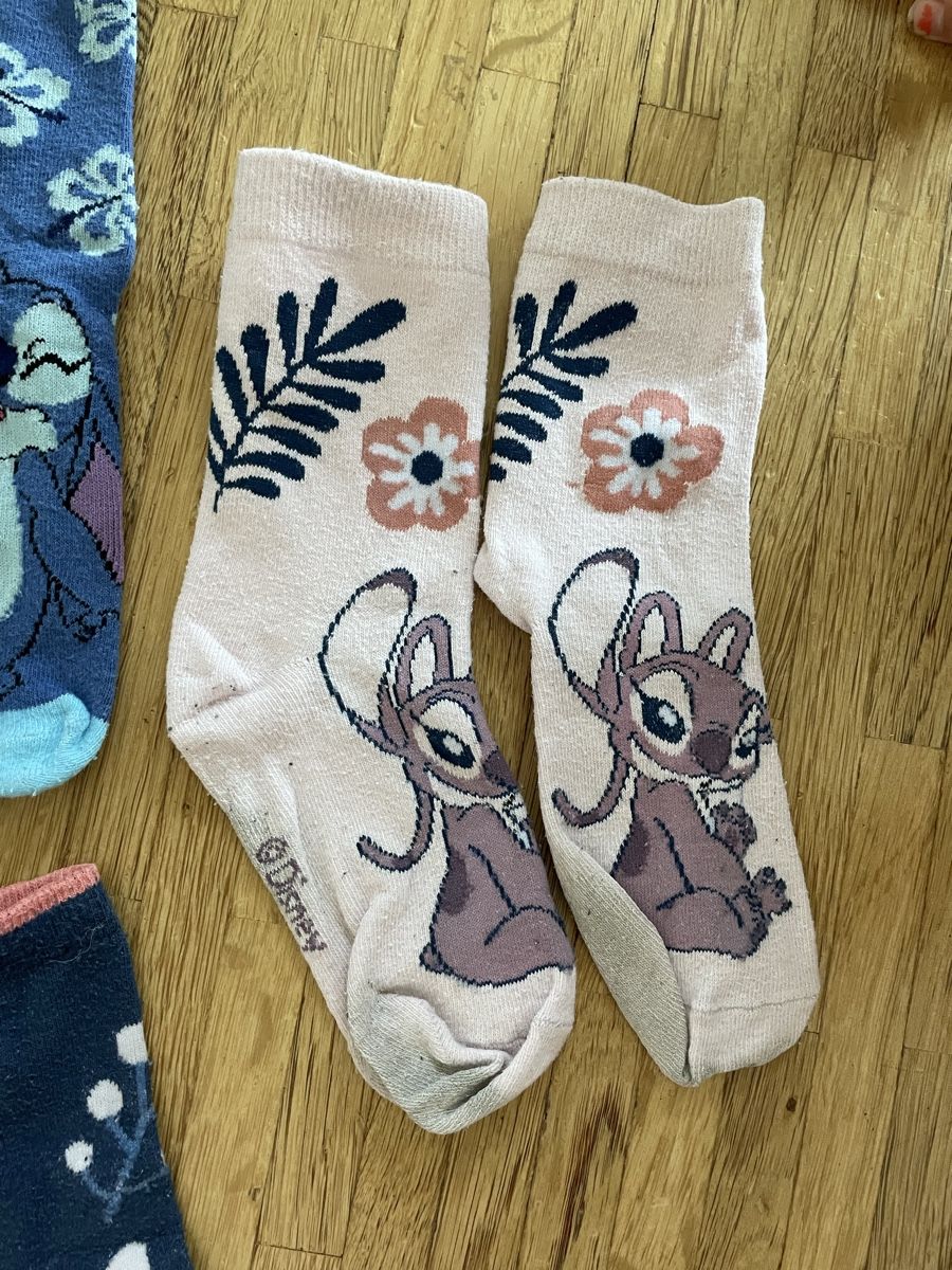 Disney Calze: Socken Stitch Grösse 31-34, 7 Paar – Usato da luzern venduto da plueschmors. 7