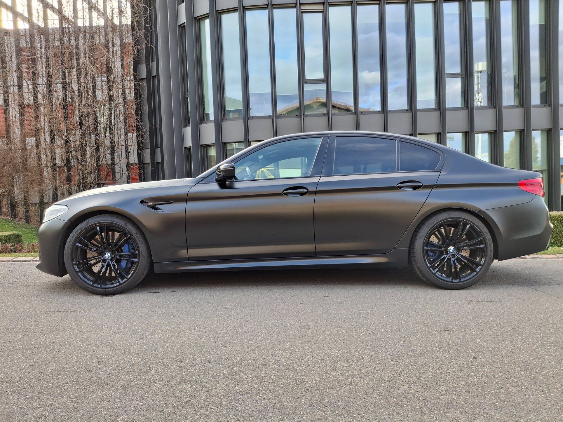 BMW Automobili: M5 competition 626 PS schwarz matt – Usato da Lütisburg venduto da ALSImmobau 3