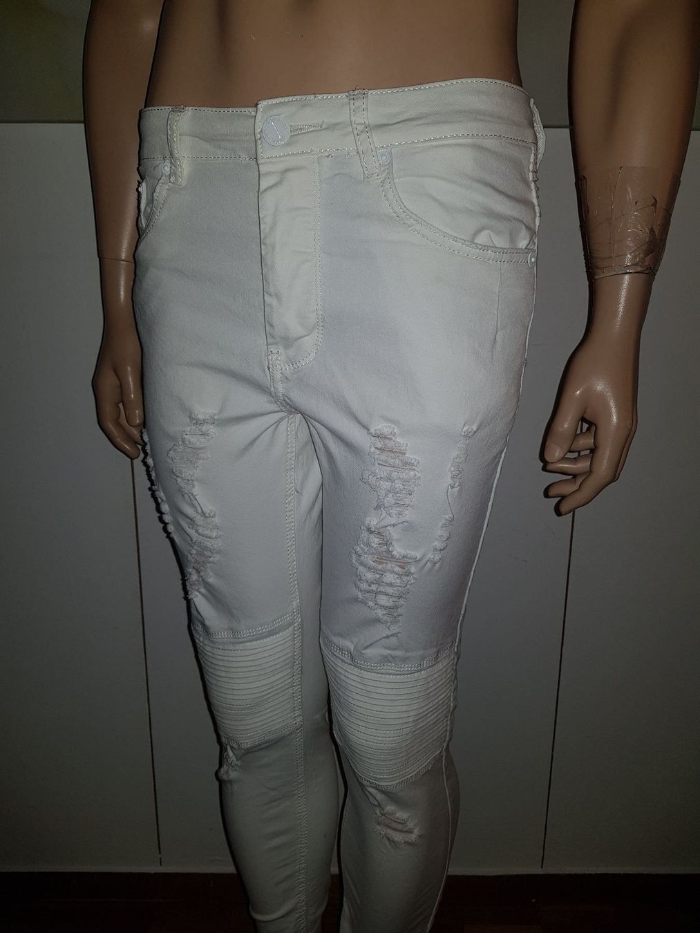 Jeans: JUSTING Jeans HAREM FIT taille / Grosse W30 – D'occasion à Cossonay-ville par Super-Price-Quality 5