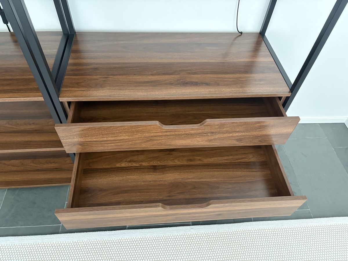 Guardaroba: Schöne neuwertige 2-teilige Garderobe – Nuovo (secondo la descrizione) da Zürich venduto da dan_dwf2 1