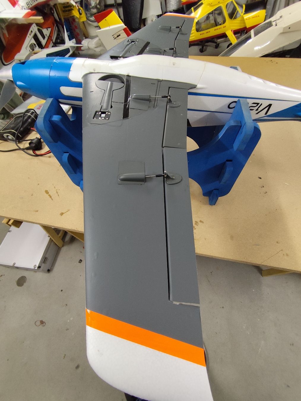 E-Flite RC Kits de montage: V1200 E-Flite – D'occasion à aarburg par F3ees 5