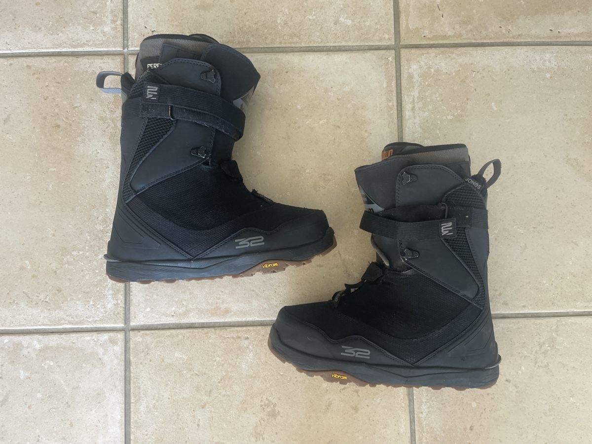 Jones Chaussures hommes: Thirty-Two Jones splitboard boots TM-2 – D'occasion à St-Prex par hotel_bravo 2