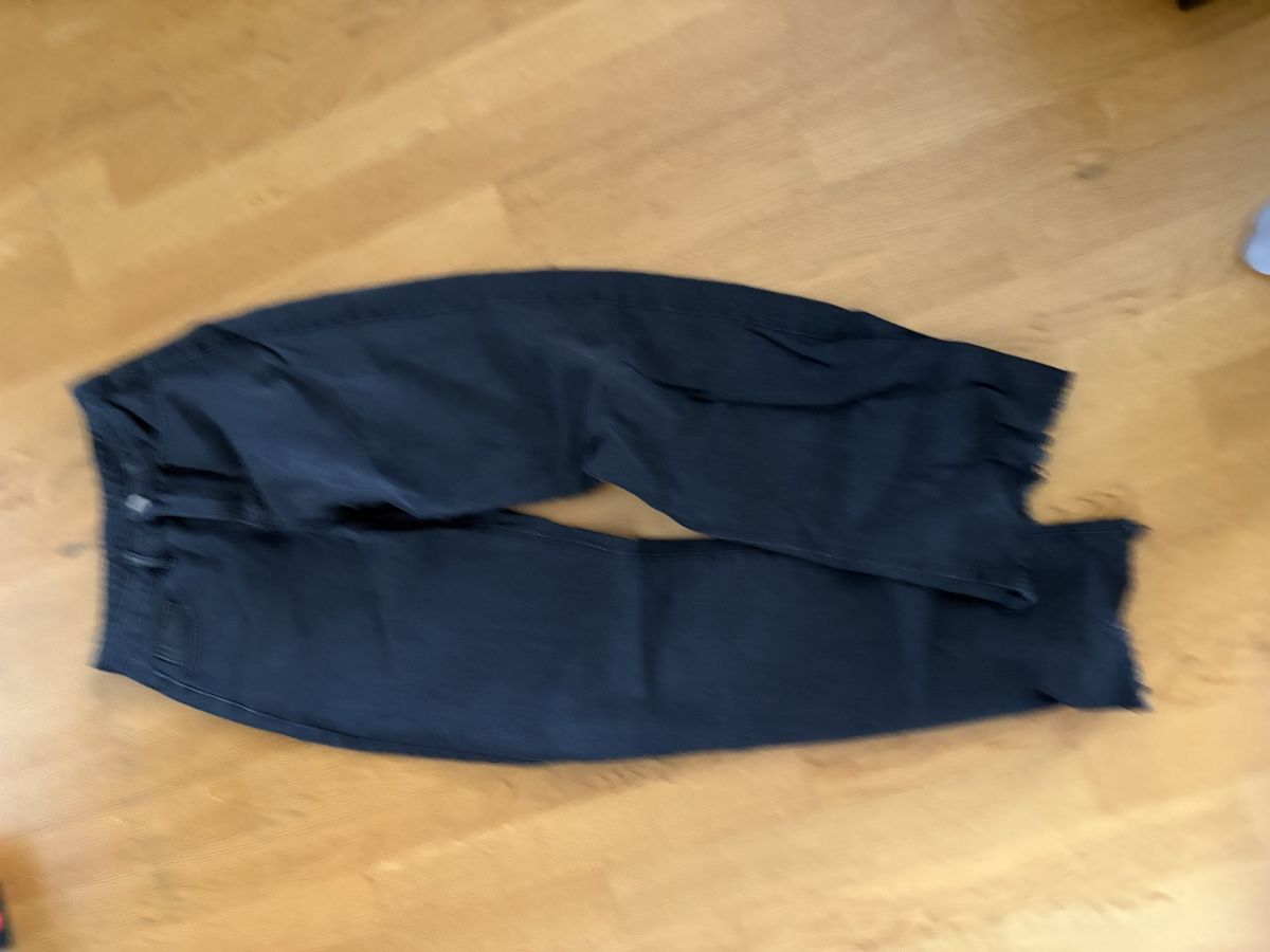 Lotti & Set di vestiti: Kleiderpaket, Jeans, Pullover / Mädchen Gr.  S 36 – Usato da Beromünster venduto da msklef 1