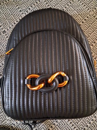 Rucksack Damen schwarz Kunstleder gesteppt gute Zustand