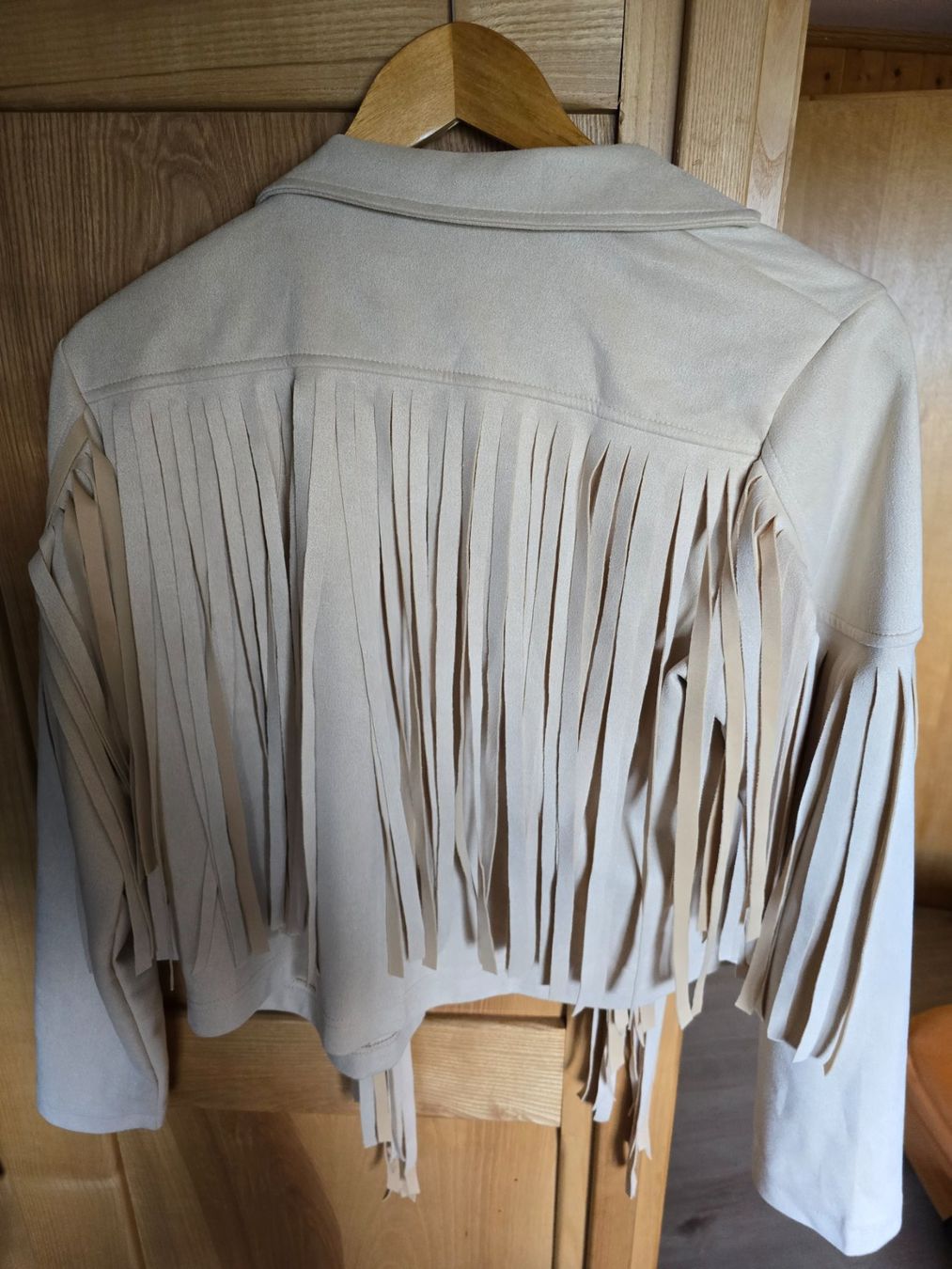 Giacche: Coole Fransenjacken in  beige Grösse M – Nuovo (secondo la descrizione) da Reute AR venduto da angelflower 1