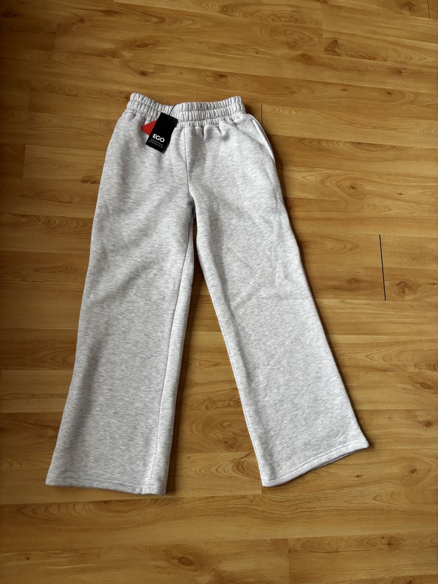 Pantaloni: Ego Jogginghose grau Grösse S neu – Nuovo e nell'imballaggio originale da Dübendorf venduto da bin_8dhg