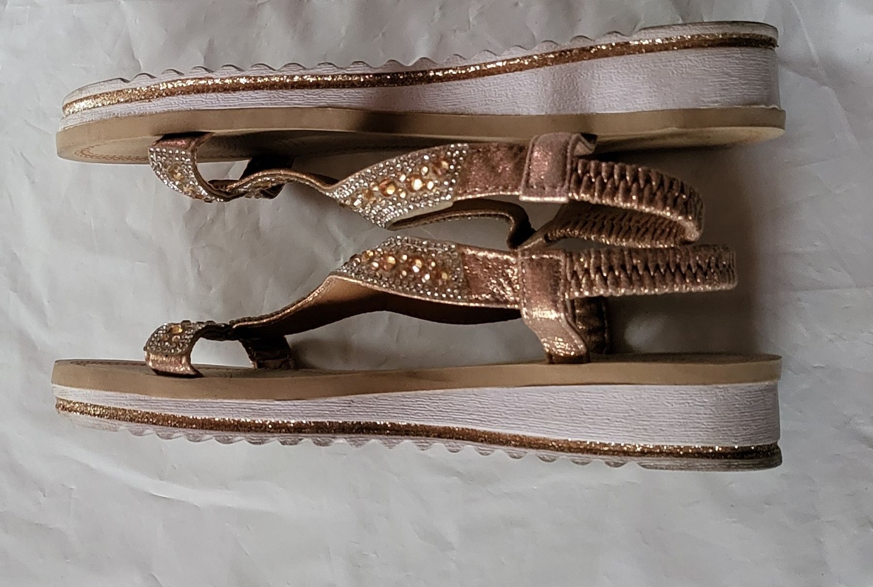 Scarpe da donna: Sandales d'été dorées, taille 40 – Usato da Niedergösgen venduto da Eva2410 2
