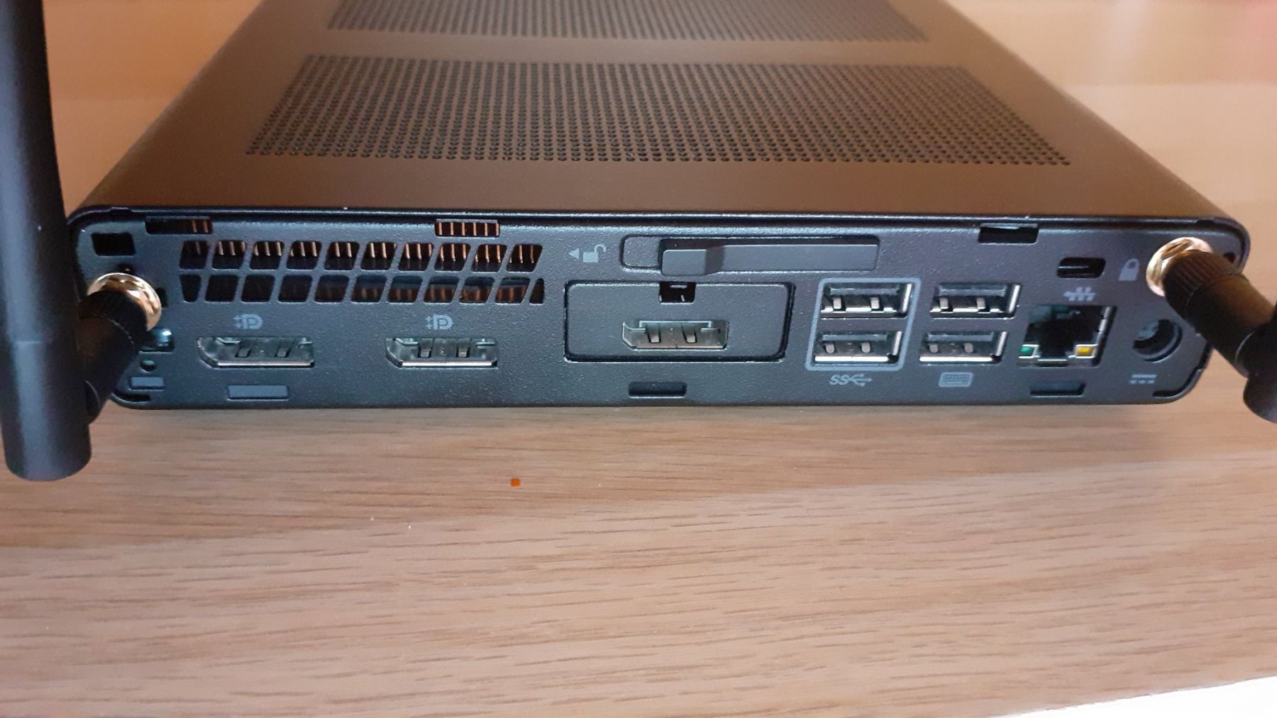 Hewlett Packard PC: HP EliteDesk  i5 / 32GB / 3TB / Win.11 – Usato da Chur venduto da Blackbook 1