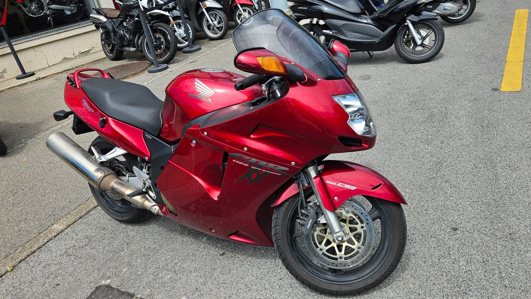 Honda Strada: Honda CBR1100XX – Usato da Chavannes-des-Bois venduto da mar_z7jl
