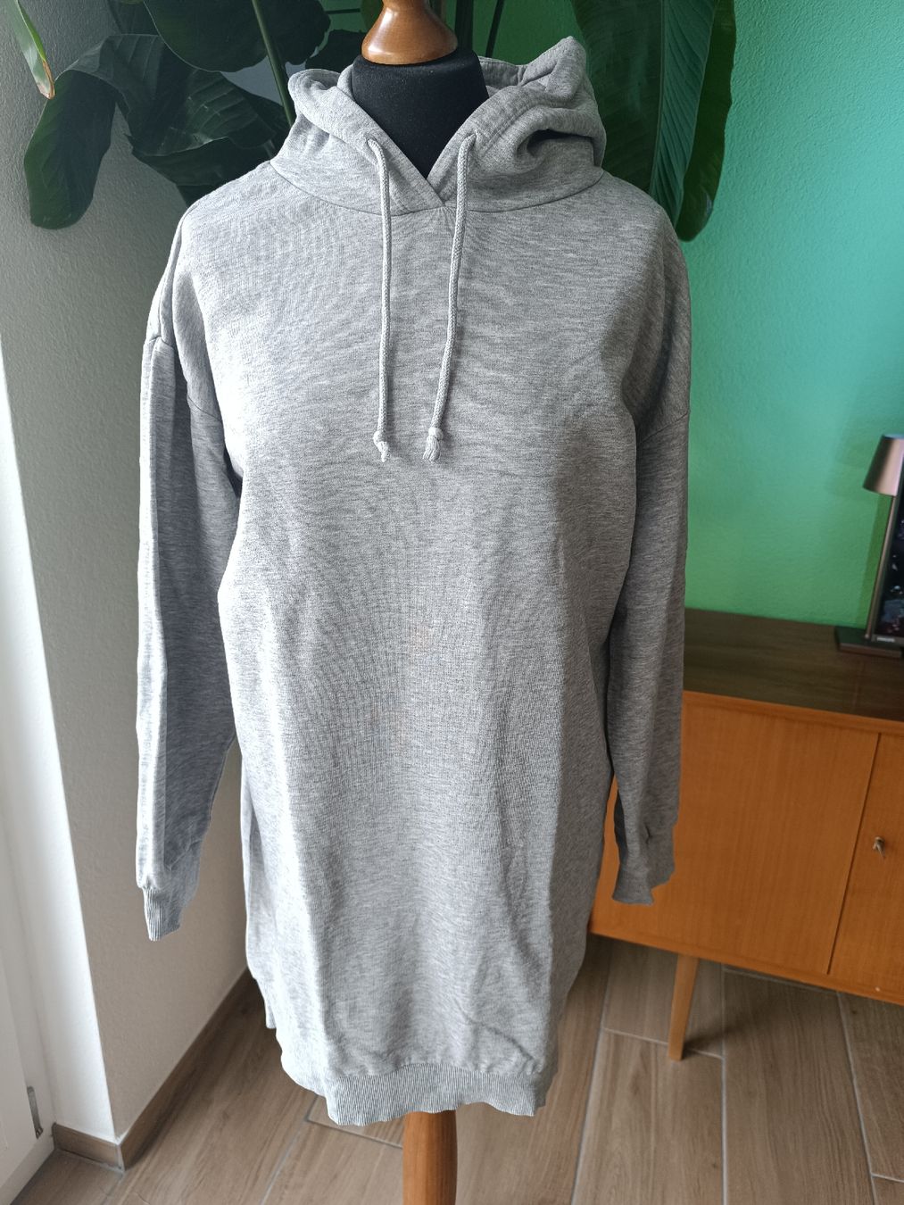 Vestiti: Kleid hellgrau – Usato da Wolfwil venduto da SecondOwner