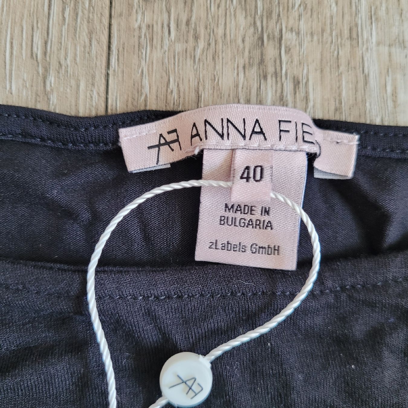 Vestiti: sommerkleid schwarz 40 – Nuovo (secondo la descrizione) da Niederbuchsiten venduto da klengyel 2