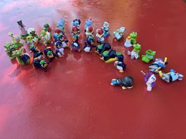 Kinder Überraschung Figuren Konvolut diverse Modelle 