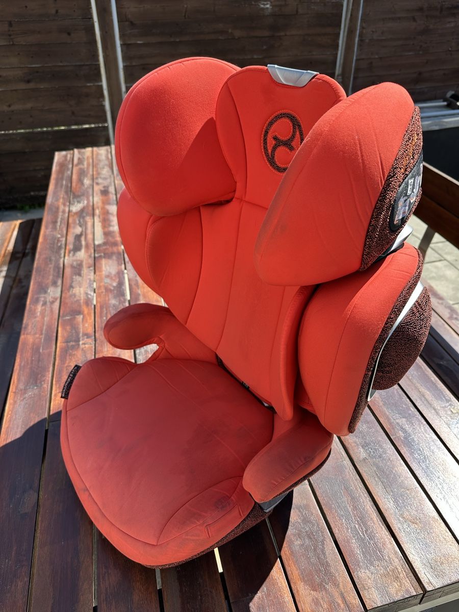 Cybex Auto-Kindersitze: Cybex Solution Z I-Fix Kindersitz, rot – Gebraucht aus Grenchen von dinuw 1