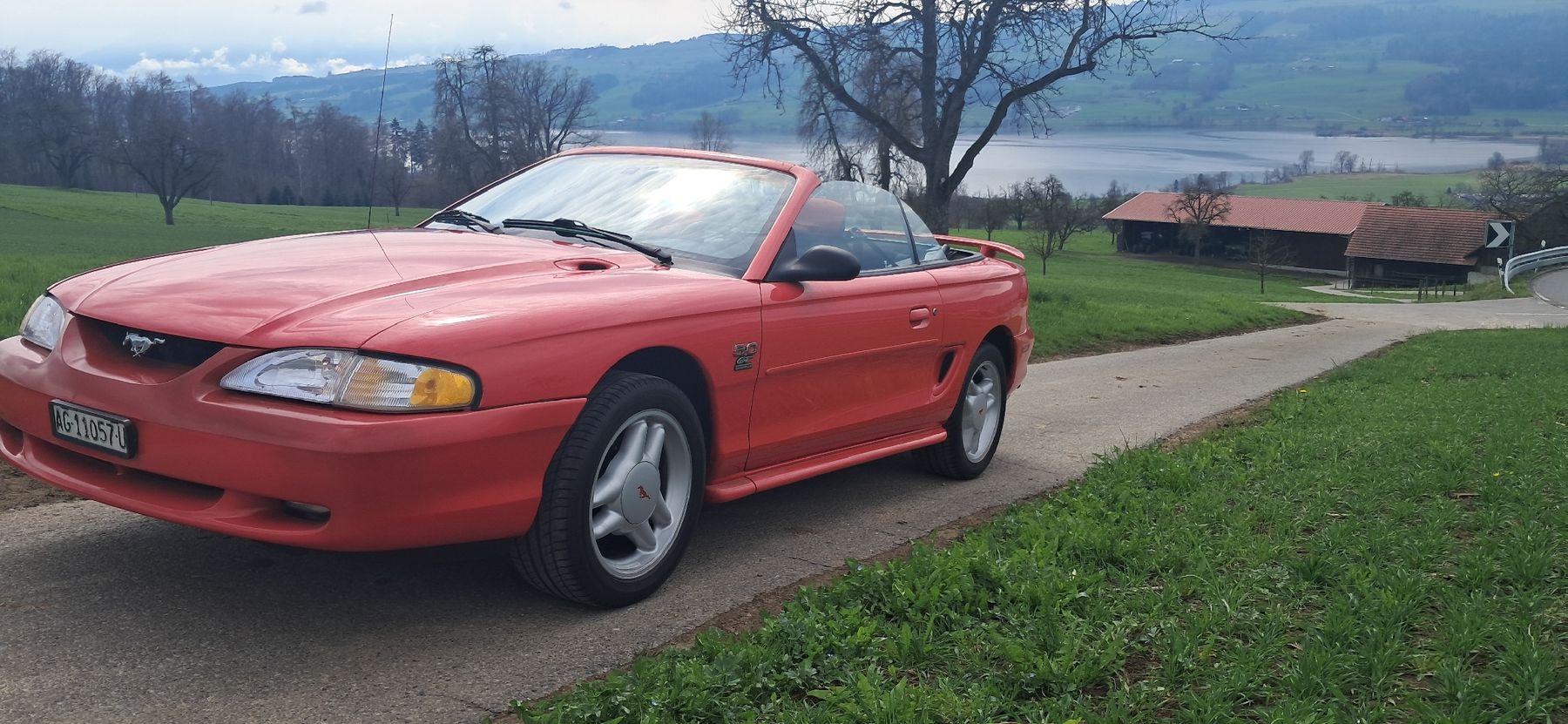 Ford Autos: Mustang 5L V8  77000km 1996 – D'occasion à Suhr par Cipo975 2