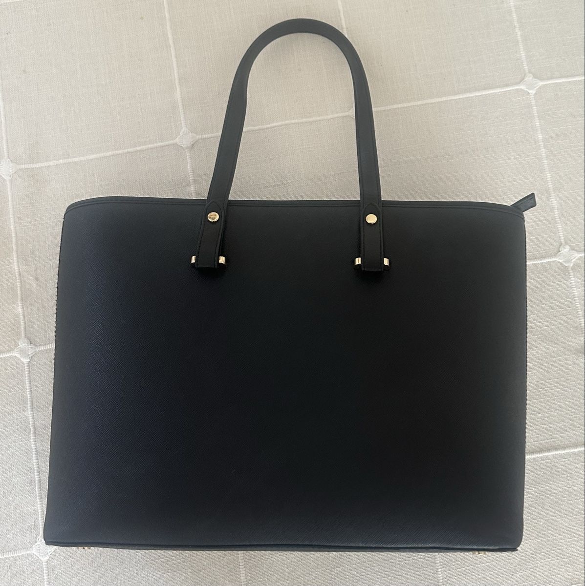 H&M Borse da donna: Shopper / Handtasche – Nuovo (secondo la descrizione) da rüttenen venduto da ifidaku