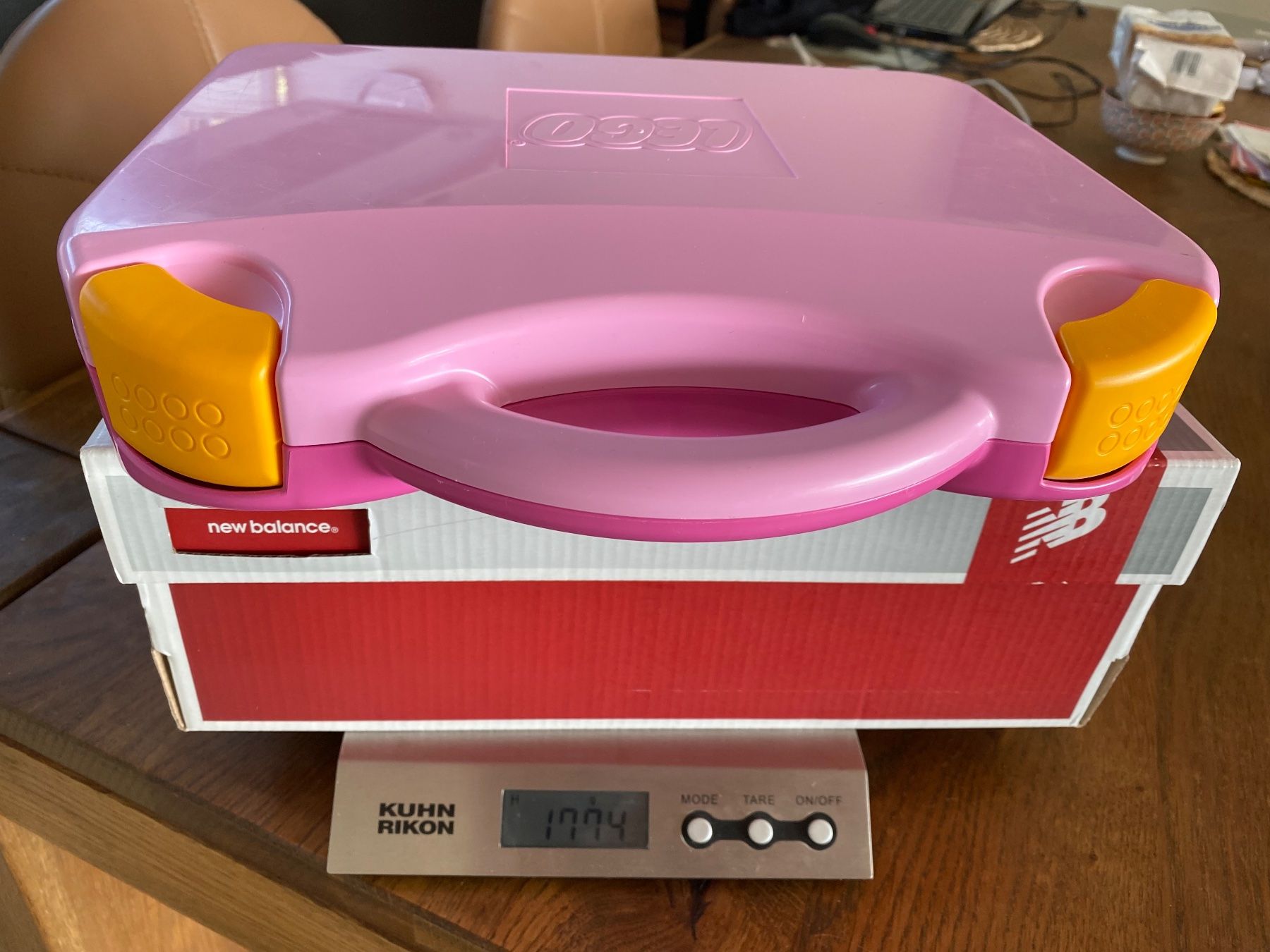 Lego Jouets: Lego über 1700 Gramm – D'occasion à Belp par Aliya