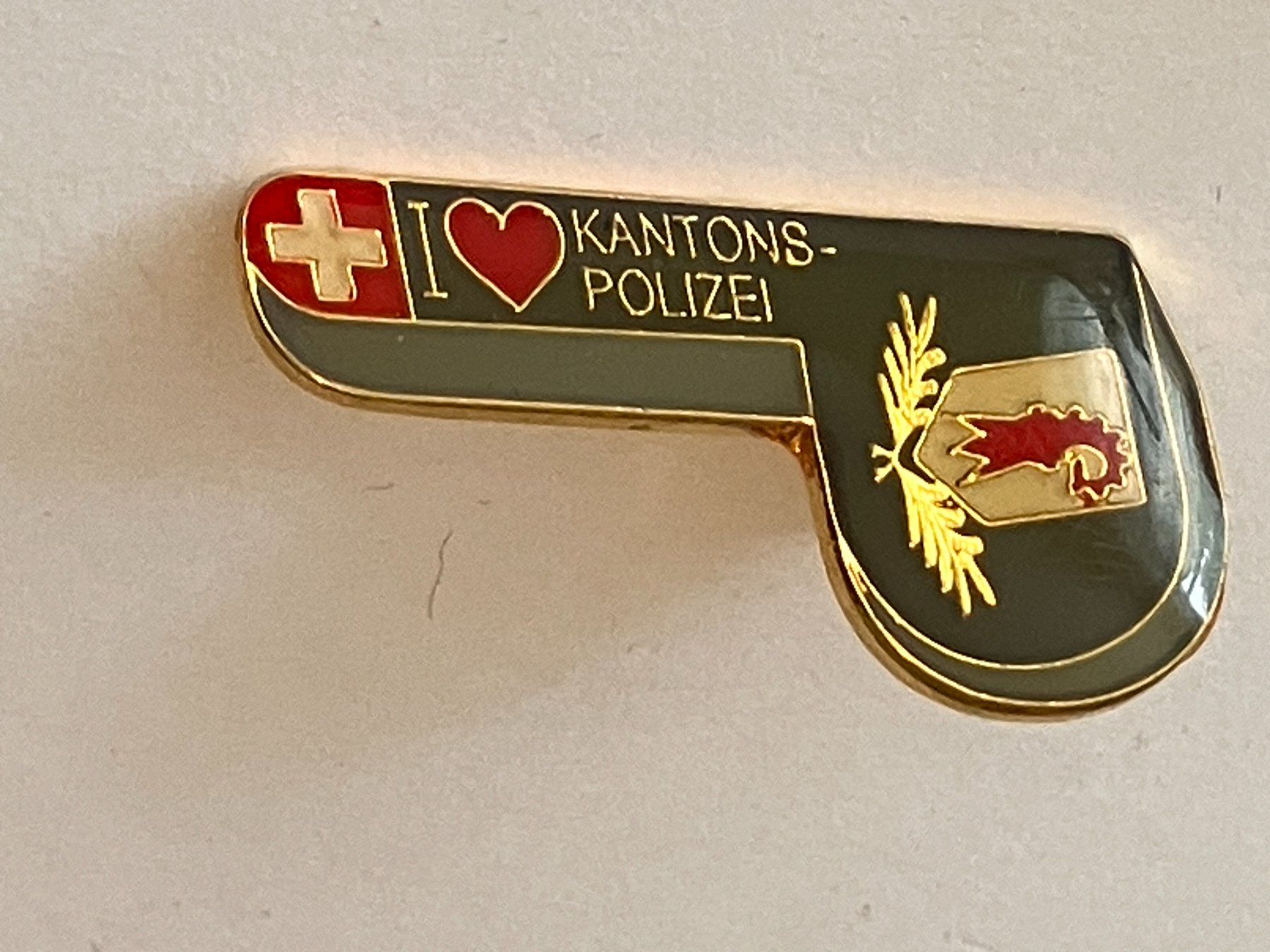 Placchette & Badge: 1 Pin Kantonspolizei Baselland – Usato da Basel venduto da djwwpp
