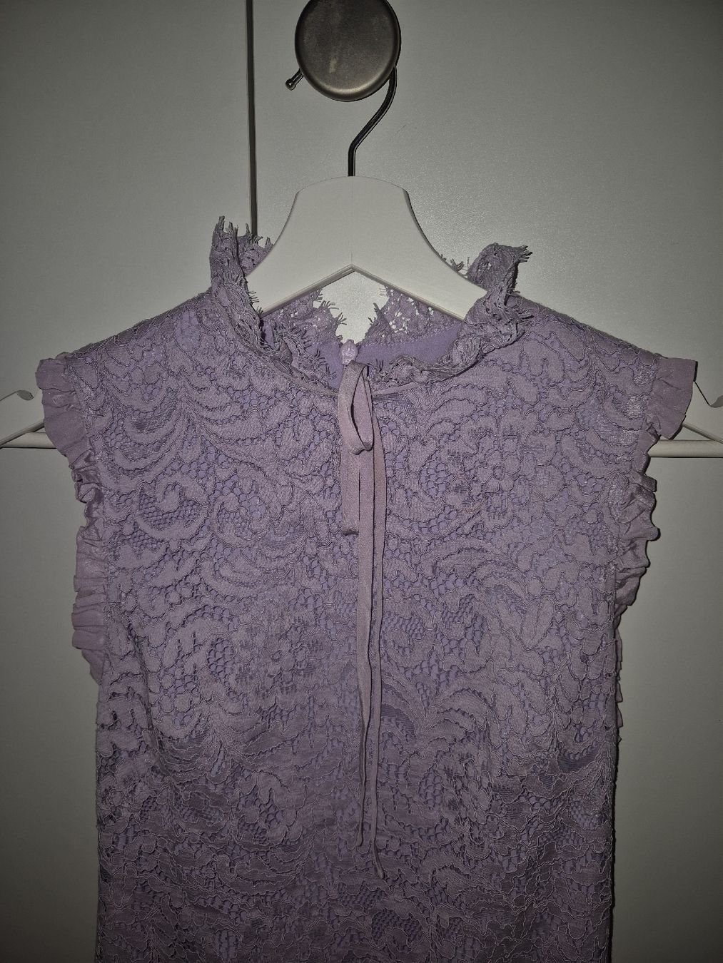 Sandro Kleider: Robe Sandro Dentelle Lila  – Gebraucht aus Puplinge von melodiieee 2