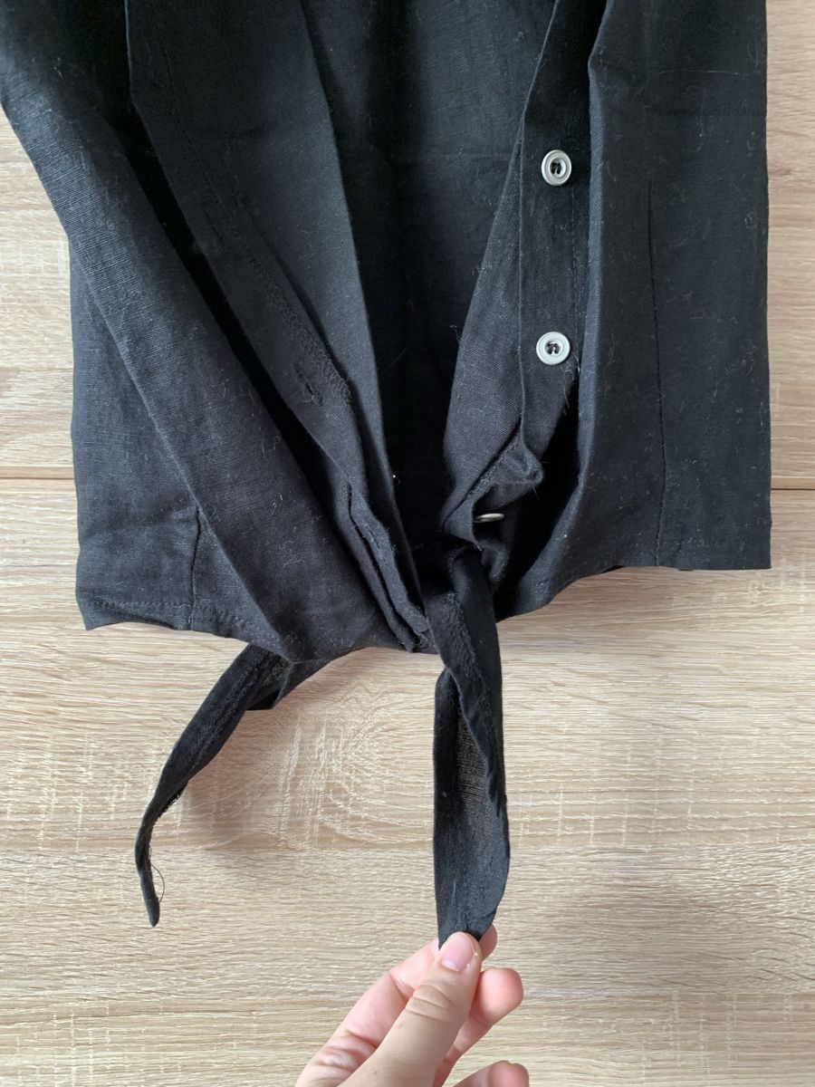 Camicette, T-shirt & Top: Chemisier crop noir – Usato da Montreux venduto da Izapeche811 1