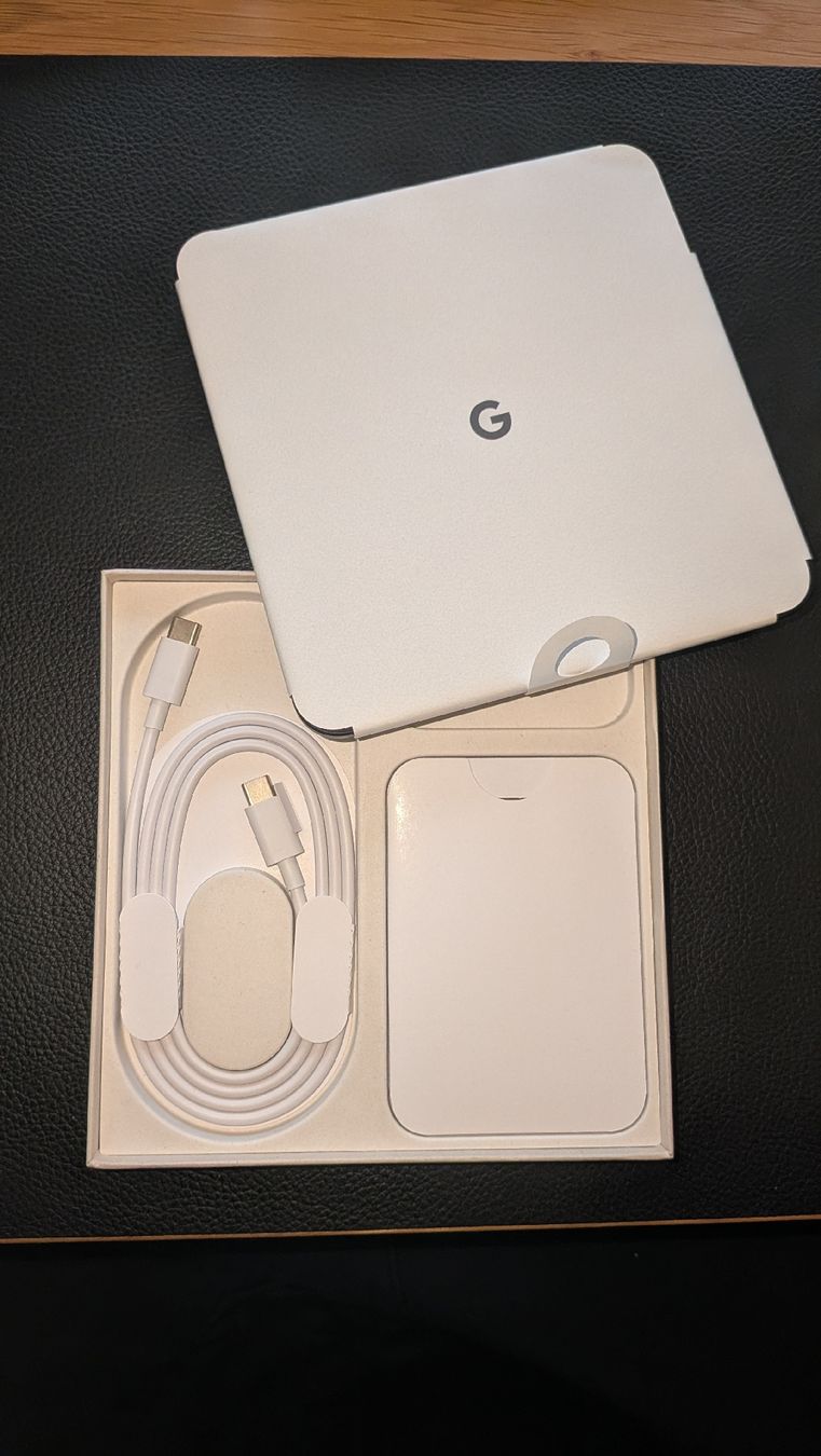 Google Telefoni cellulari / Smartphones: Google Pixel 9 Pro Fold 256GB – Usato da Winterthur venduto da MSC10 4