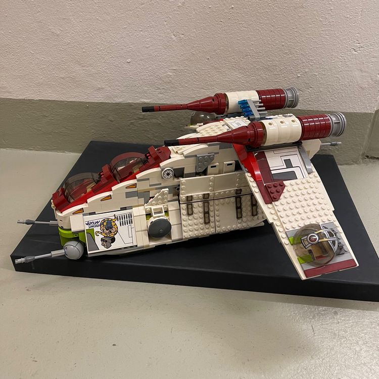 Lego Star Wars 7676 Republic Attack Gunship (Gebraucht) in Reinach BL ...