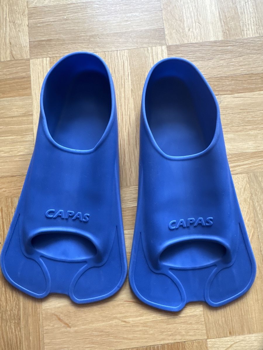 Flossen, Masken & Schnorchel: CAPAS Training Schwimmflossen, Grösse 33-34, Top Zustand – Gebraucht aus Kilchberg ZH von Von_dutch 1