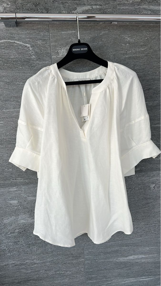 Blusen: White Blouse Size S  – Neu und originalverpackt aus Luzern von TIsabel