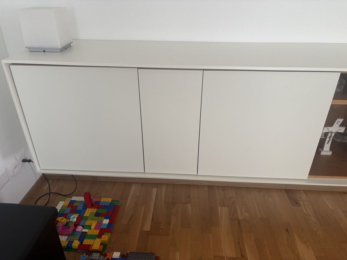 Scaffali: Hängendes Sideboard weiss, Möbel von Hülsta – Usato da Staufen venduto da PeterL1988 1