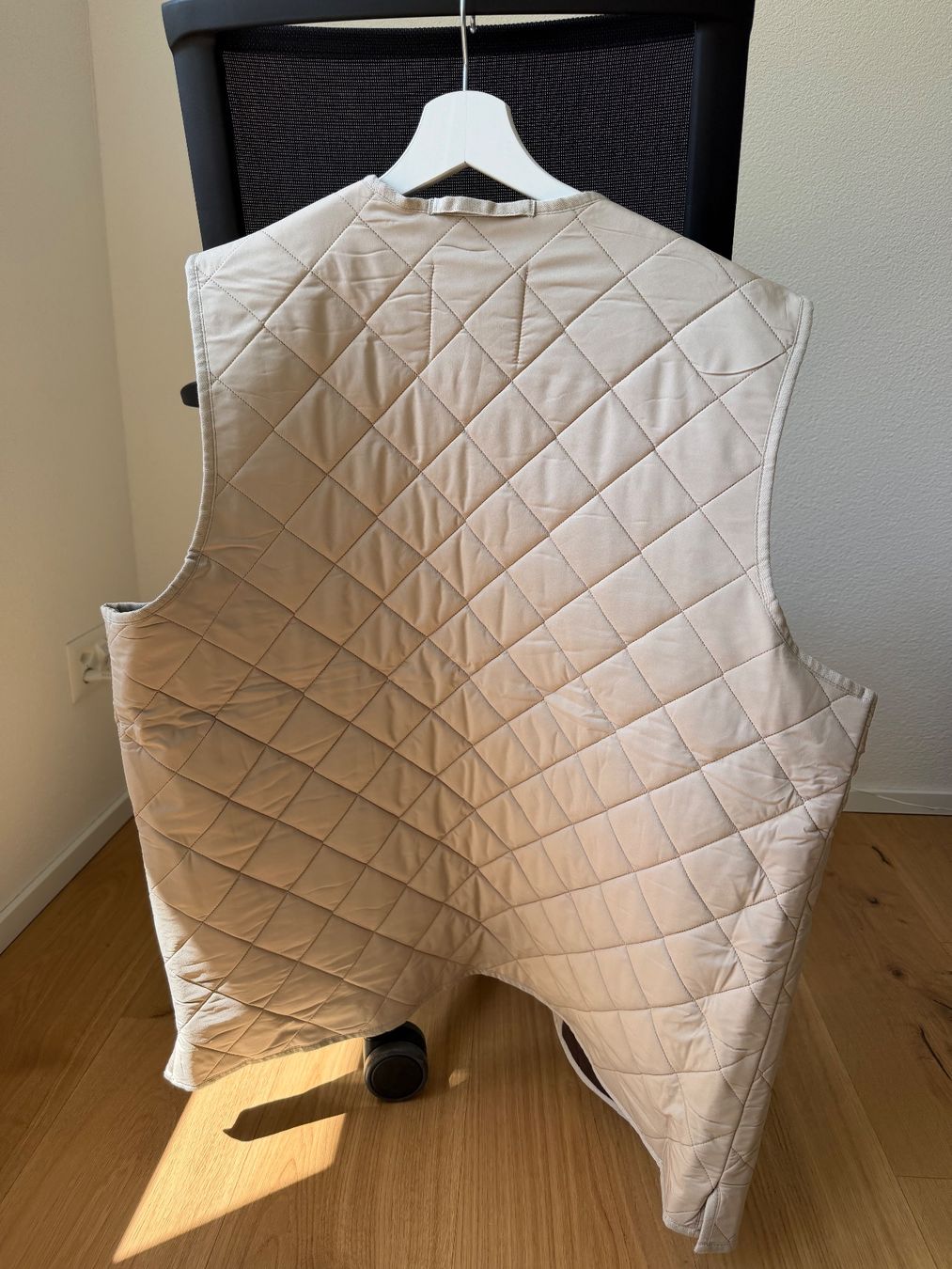Gilet & Giacche: Lamarel Padded Vest - beige - Grösse ONE SIZE – Nuovo (secondo la descrizione) da Herisau venduto da Nimsajg 1