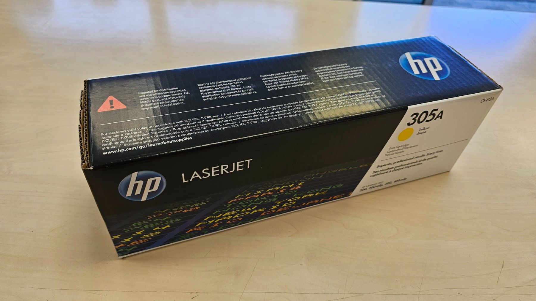 Hewlett Packard Cartouches & Toner: HP Toner 305A Yellow – Neuf avec emballage d'origine à Fahrwangen par walfra01