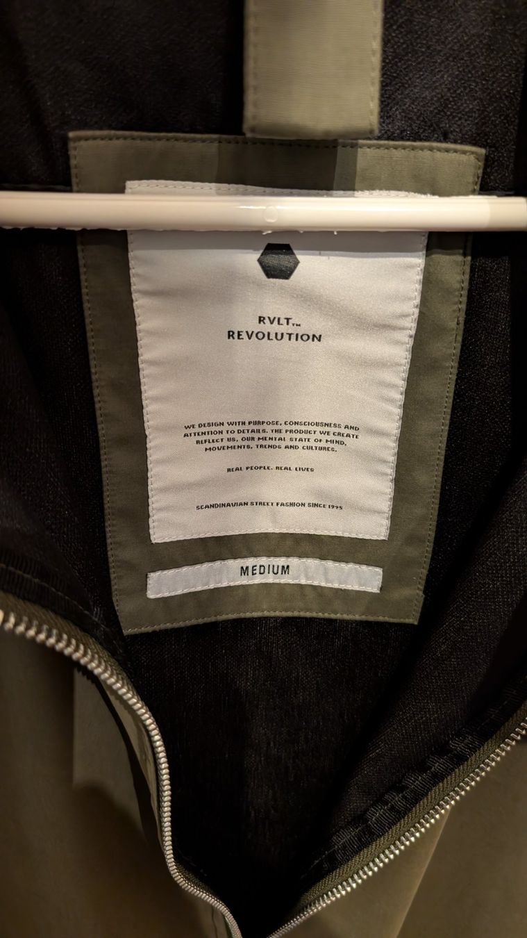 Vestes: Jack RVLT Grösse MEDIUM Olivegrün – D'occasion à Steinen par beatstick 2