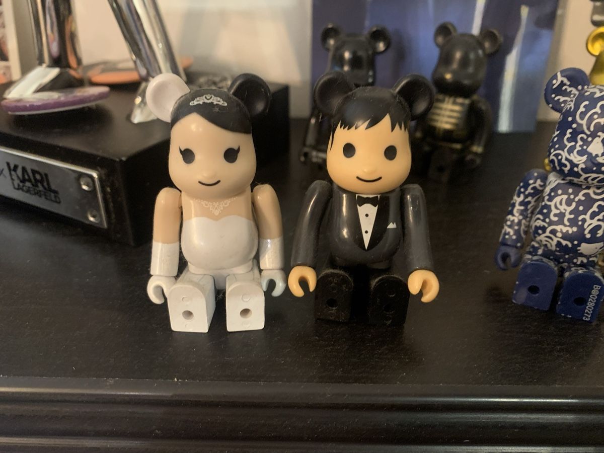 Medicom Toy Statuette: BEARBRICK Groom and Bride 100% – Usato da Genthod venduto da Lou_Jin
