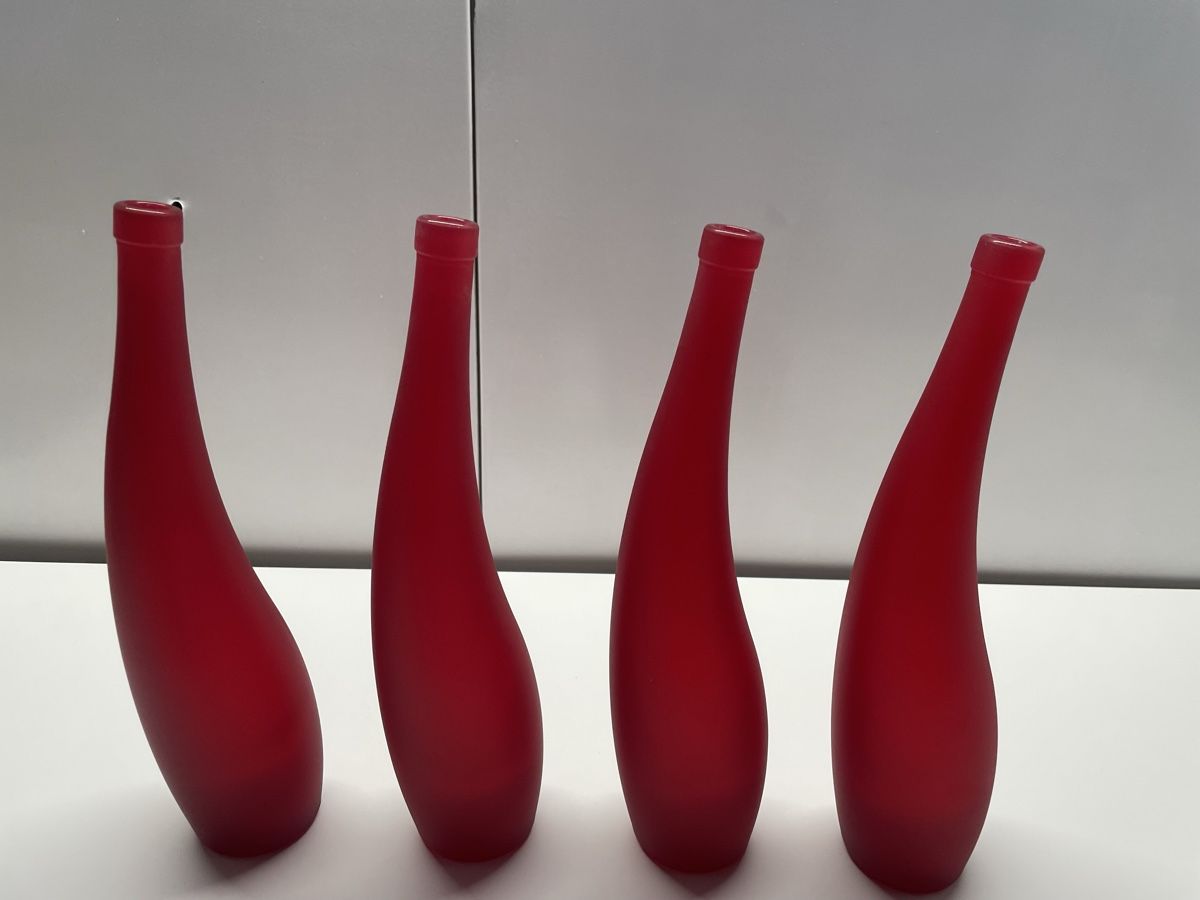 Sonstiges Geschirr & Gläser: 4 Bouteilles décoratives rouges, design unique, parfait! – Neu und originalverpackt aus Denges von Ricautomotive 2